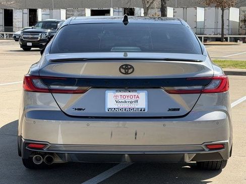 Used 2025 Toyota Camry XSE w/ Premium Plus Package image 5