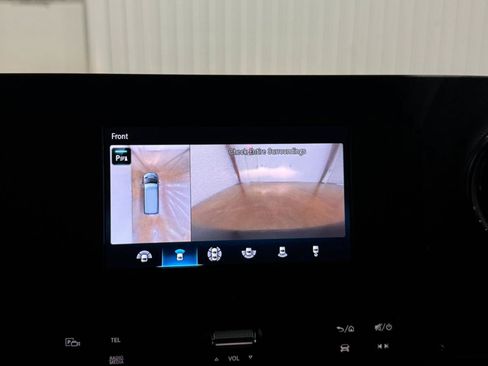 Used 2024 Mercedes-Benz Sprinter 2500 image 37