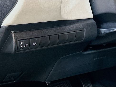 New 2026 Toyota Corolla LE FWD image 11