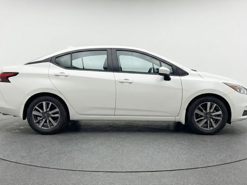 Used 2025 Nissan Versa SV image 11