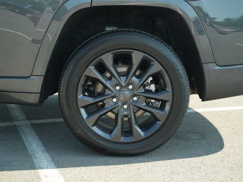 New 2026 Jeep Grand Cherokee L Limited AWD/4WD image 44