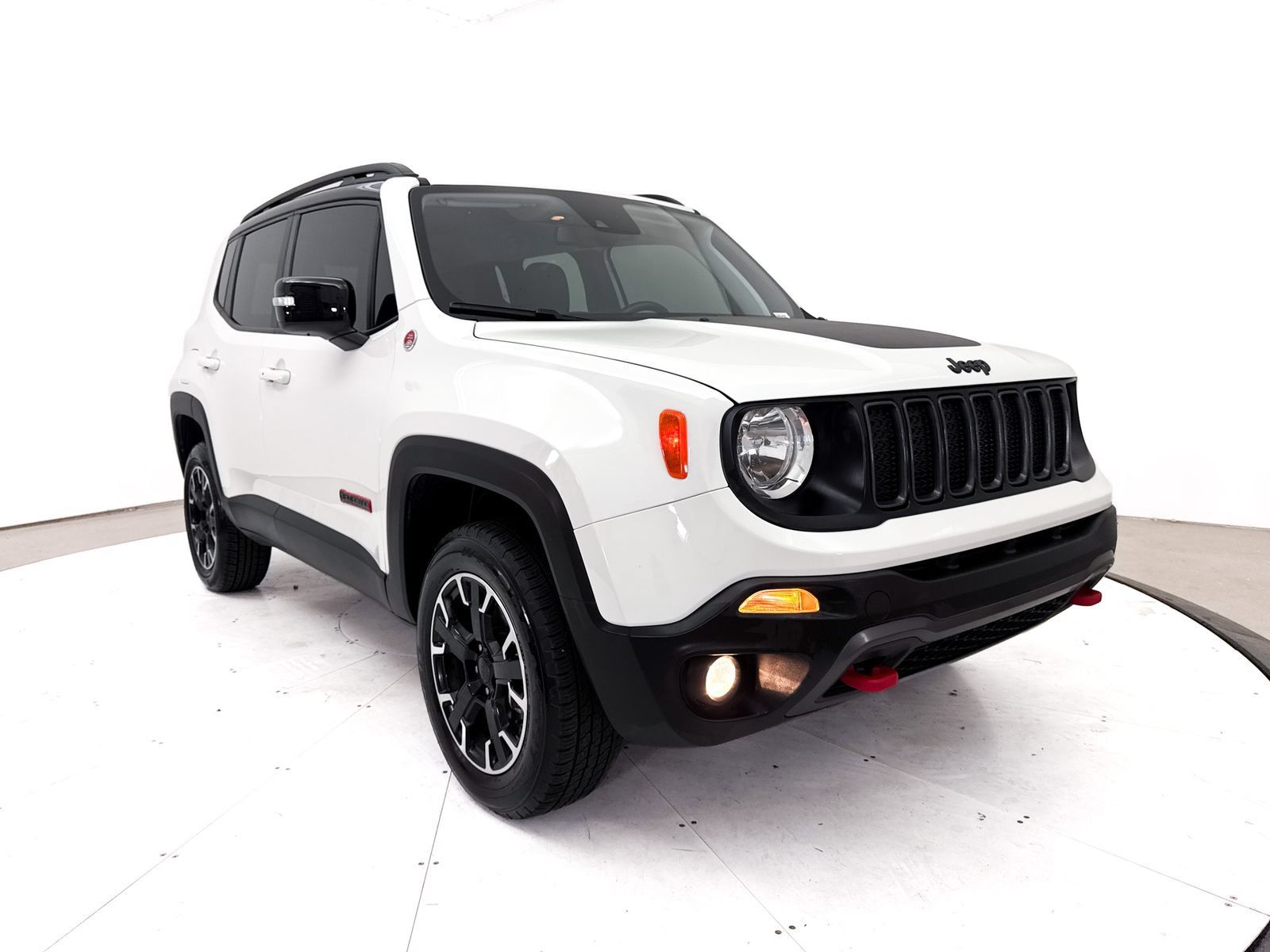 Used 2023 Jeep Renegade Trailhawk w/ Trailhawk Elite Group AWD/4WD image 13