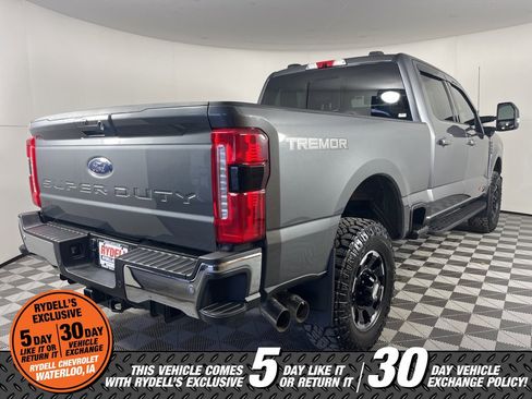Used 2025 Ford F350 Lariat w/ Lariat Ultimate Package image 4