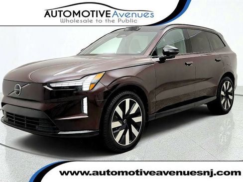 Used 2025 Volvo EX90 Plus AWD/4WD image 1