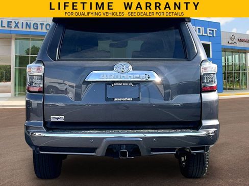Used 2023 Toyota 4Runner Limited AWD/4WD image 4