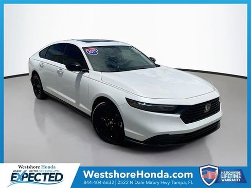 Used 2025 Honda Accord SE image 1