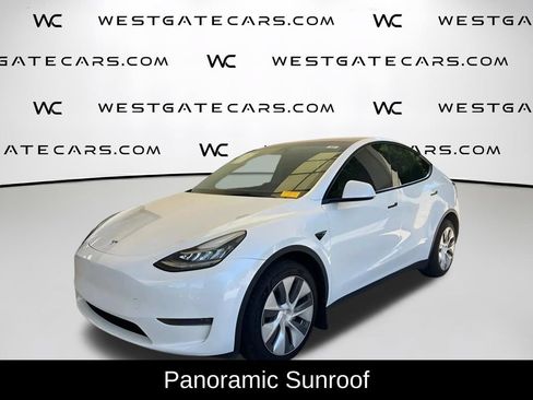 Used 2023 Tesla Model Y Long Range AWD/4WD image 2