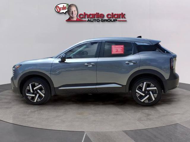 Certified 2026 Nissan Kicks SV FWD image 2
