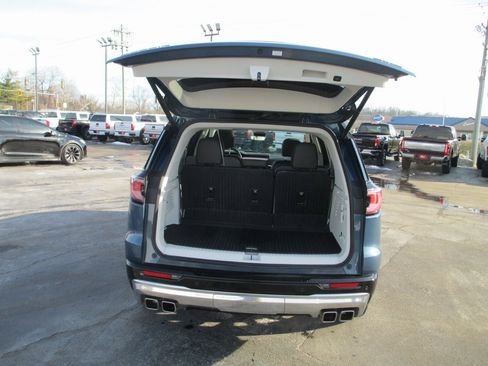 Certified 2025 GMC Acadia Denali w/ Super Cruise Package image 7