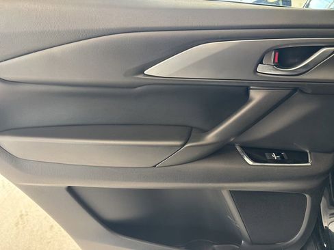 Used 2023 MAZDA CX-9 Touring Plus image 17