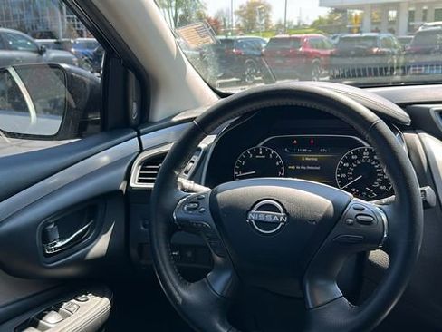 Certified 2024 Nissan Murano SV w/ SV Midnight Edition Package AWD/4WD image 22
