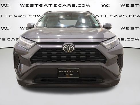 Used 2022 Toyota RAV4 XLE image 4
