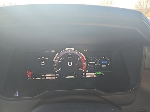 Used 2025 Toyota Sequoia Platinum image 16