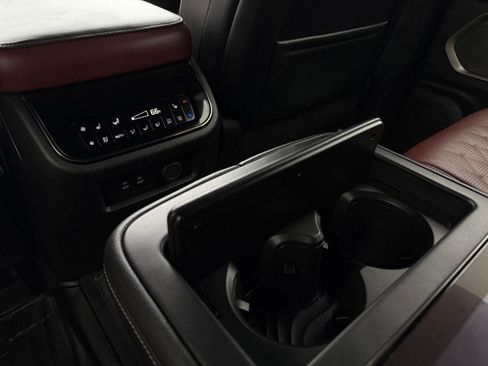 Used 2025 INFINITI QX80 Autograph w/ Autograph Exterior Package image 23