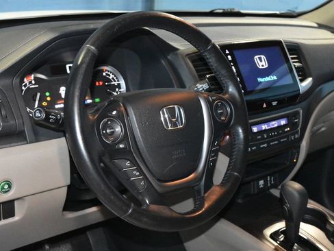 Used 2018 Honda Pilot EX-L image 2