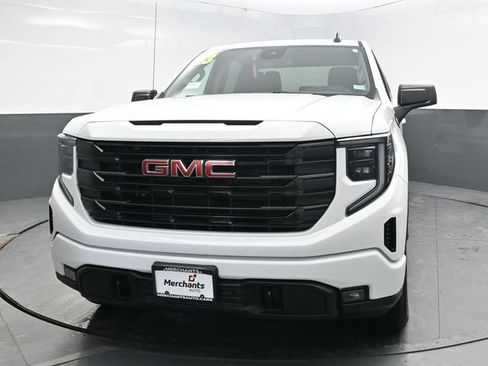 Used 2023 GMC Sierra 1500 Elevation AWD/4WD image 2