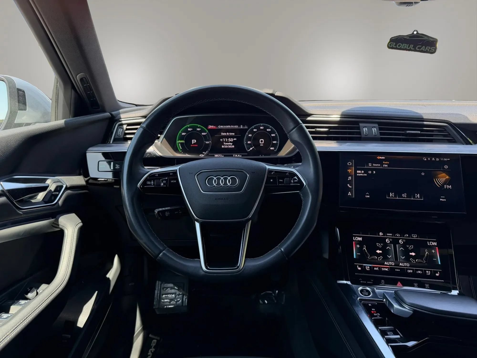 Used 2023 Audi e-tron Premium Plus AWD/4WD image 21