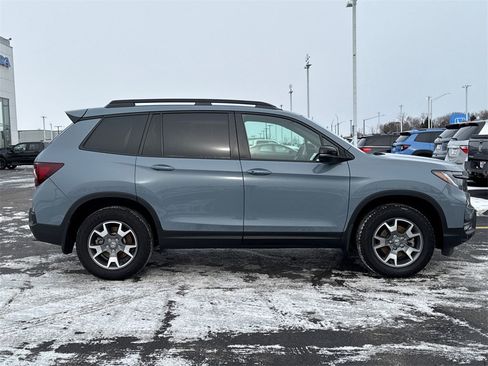 Certified 2023 Honda Passport TrailSport image 9
