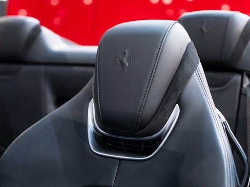 Certified 2024 Ferrari Roma Spider RWD image 6