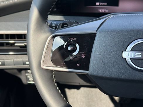 Certified 2025 Nissan Murano SV AWD/4WD image 20