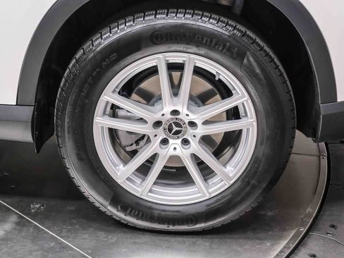 Used 2023 Mercedes-Benz GLC 300 4MATIC image 9