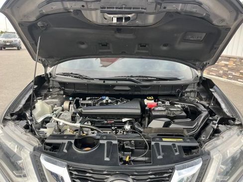 Used 2019 Nissan Rogue SV AWD/4WD image 31