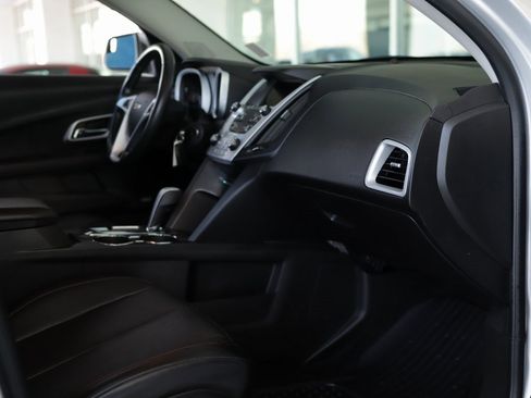 Used 2012 Chevrolet Equinox LTZ image 30