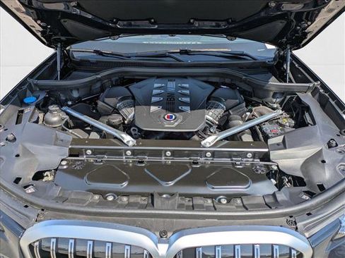 New 2026 BMW ALPINA XB7 image 17