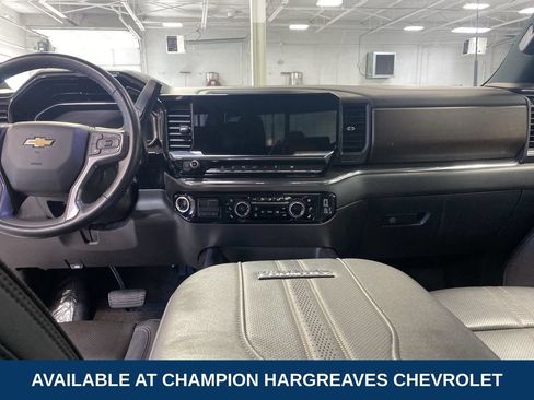 Used 2025 Chevrolet Silverado 3500 High Country AWD/4WD image 27