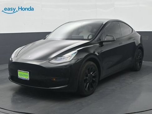 Used 2021 Tesla Model Y Long Range AWD/4WD image 3