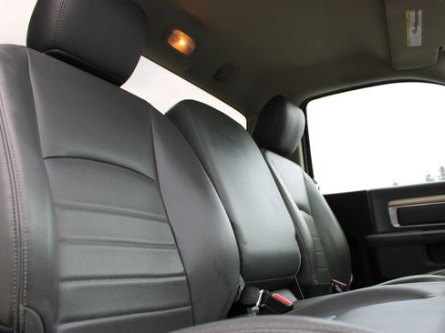 Used 2015 RAM 1500 Tradesman w/ Power & Remote Entry Group AWD/4WD image 4