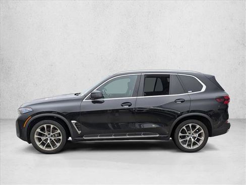 Used 2024 BMW X5 xDrive40i w/ Premium Package image 8