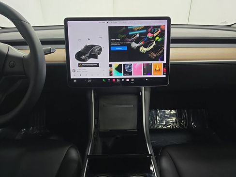 Used 2019 Tesla Model 3 RWD image 16
