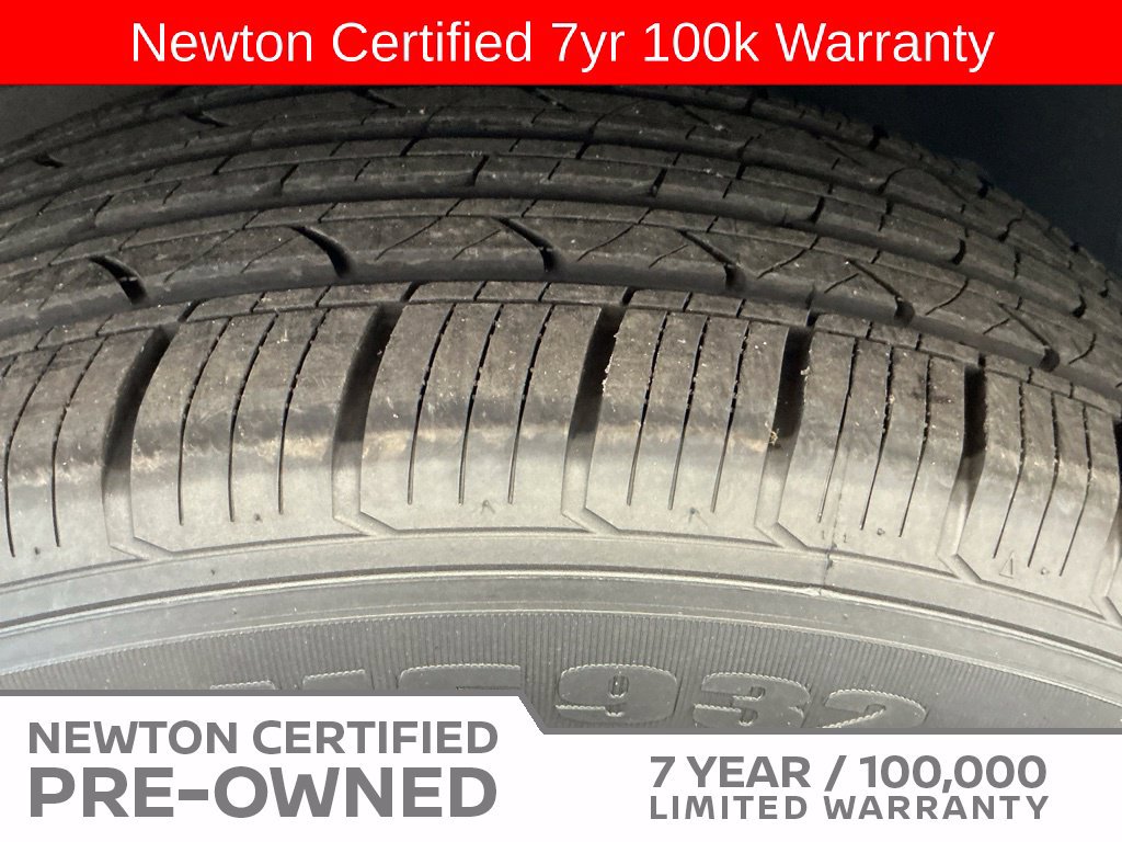 Used 2023 Nissan Pathfinder SL AWD/4WD image 47