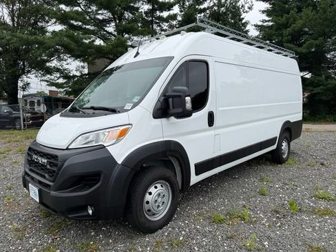 Used 2023 RAM ProMaster 3500 w/ Interior LED Lighting Group FWD image 3