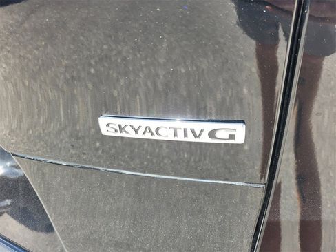 Certified 2025 MAZDA CX-30 AWD 2.5 S w/ Preferred Package image 17