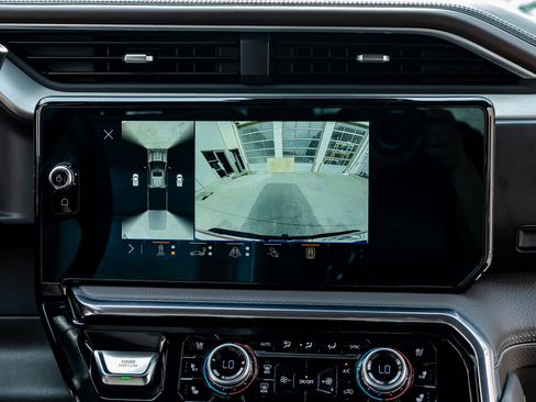 Used 2024 GMC Sierra 2500 Denali w/ Denali Reserve Package image 26