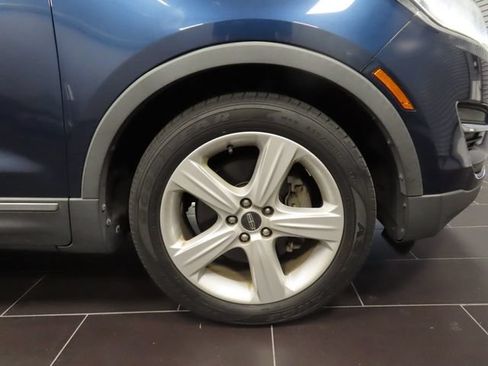 Used 2017 Lincoln MKC Premiere FWD image 17