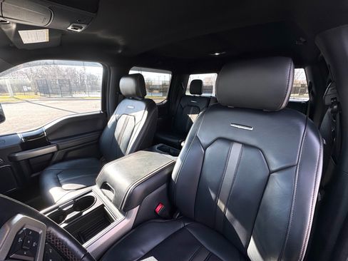 Used 2022 Ford F350 Platinum image 10