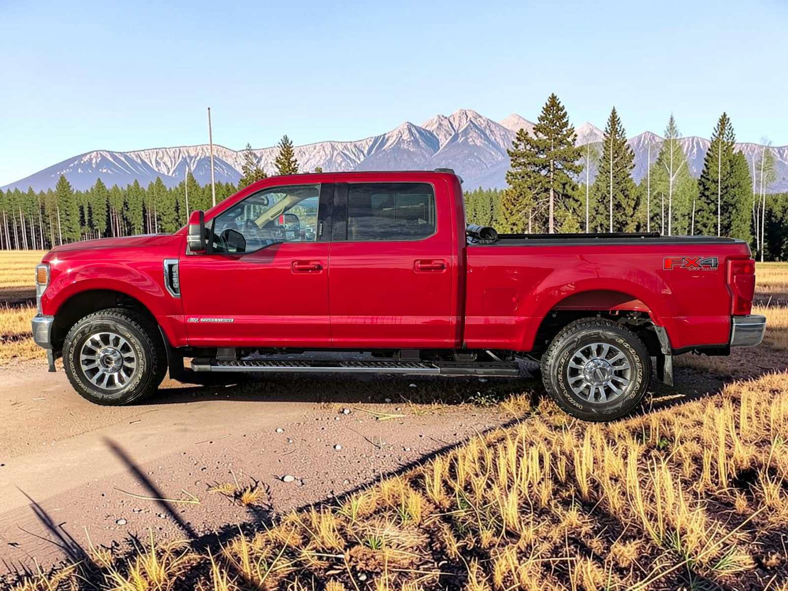 Certified 2022 Ford F350 Lariat w/ Lariat Value Package AWD/4WD image 3