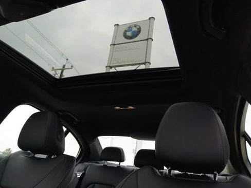 New 2026 BMW 330i Sedan image 30