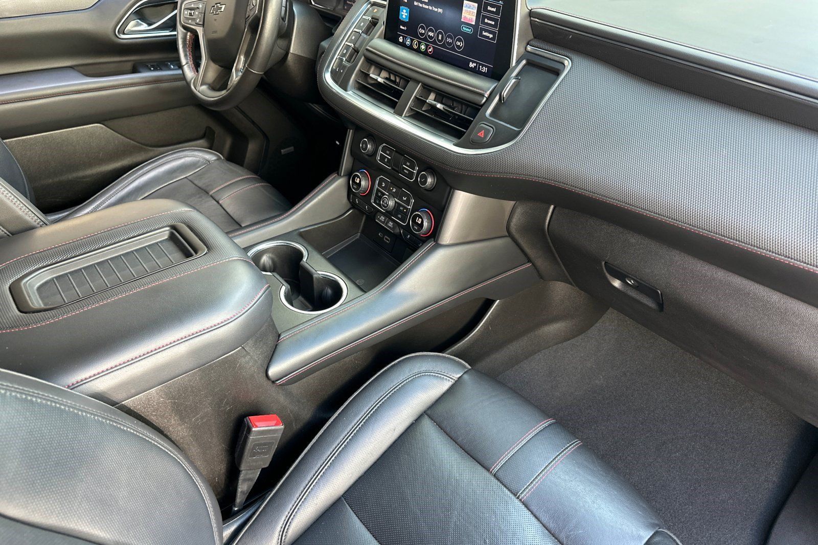 Used 2021 Chevrolet Tahoe RST w/ Luxury Package AWD/4WD image 35