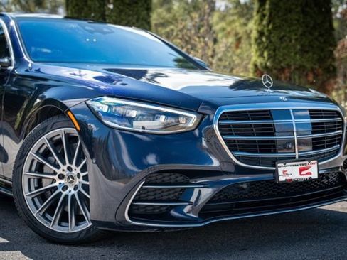 Used 2023 Mercedes-Benz S 500 4MATIC w/ AMG Line image 6