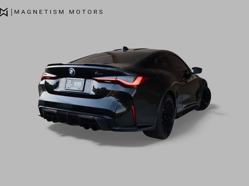 Used 2021 BMW M4 Competition w/ M Carbon Exterior Package image 9