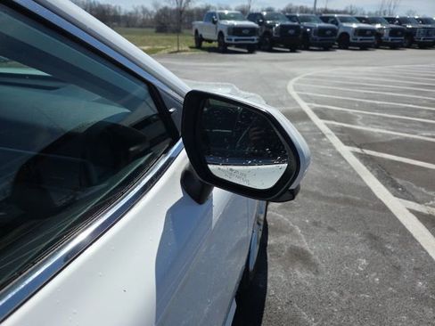 Used 2024 Toyota Camry LE image 6