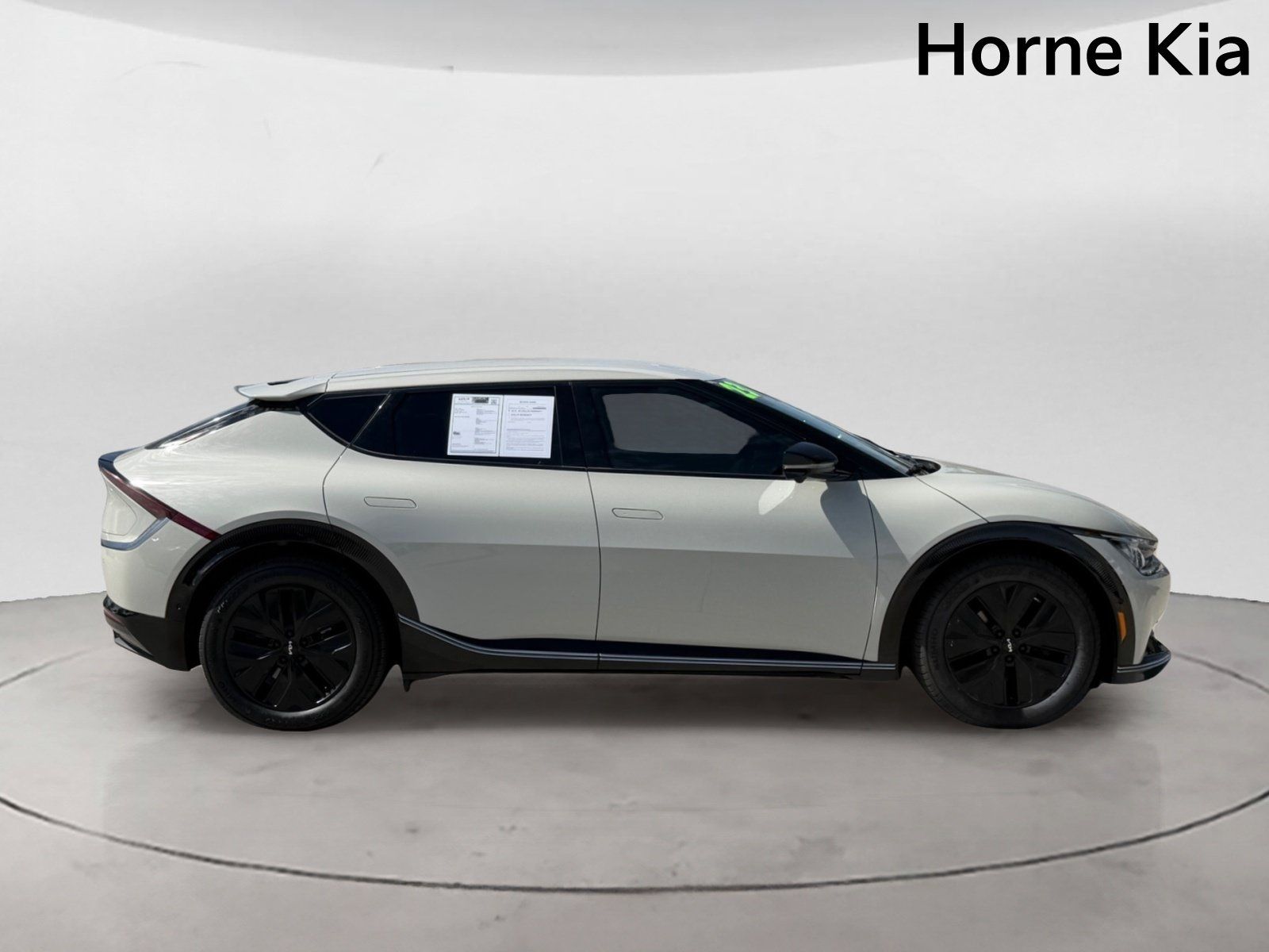 Used 2023 Kia EV6 Wind w/ Wind Technology Package AWD/4WD image 3