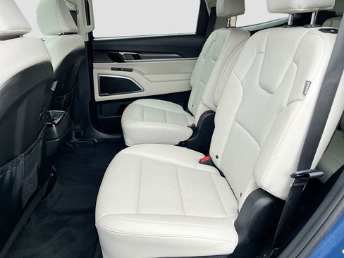 Used 2023 Kia Telluride S w/ S Sunroof Package AWD/4WD image 26
