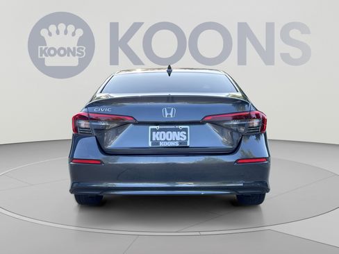 Used 2024 Honda Civic EX image 5