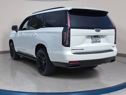 Used 2022 Cadillac Escalade Sport Platinum w/ LPO, ONYX Package AWD/4WD image 8