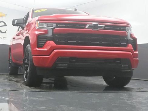 Used 2023 Chevrolet Silverado 1500 RST w/ Convenience Package II AWD/4WD image 3